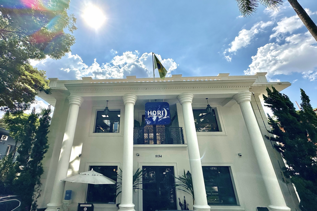 Hori-clinica-odontológica-em-são-paulo-sp-moema-vila-olimpia-itaim-bibi-all-in-one-procedimentos-odontológicos-em-um-só-lugar-lentes-invisalign-sisos-hof-hori-clinica